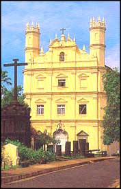 St. Francis Church in Goa,Churches of Goa, Visit the churches of Goa, churches in Old Goa, churches in Panaji