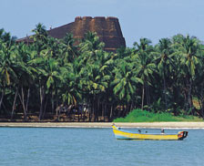Kerala Tourism, Tourism in Kerala, Kerala Beach tourism, Kerala backwater tourism, Kerala Ayurveda tourism