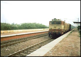Sampoorna Kranti Express